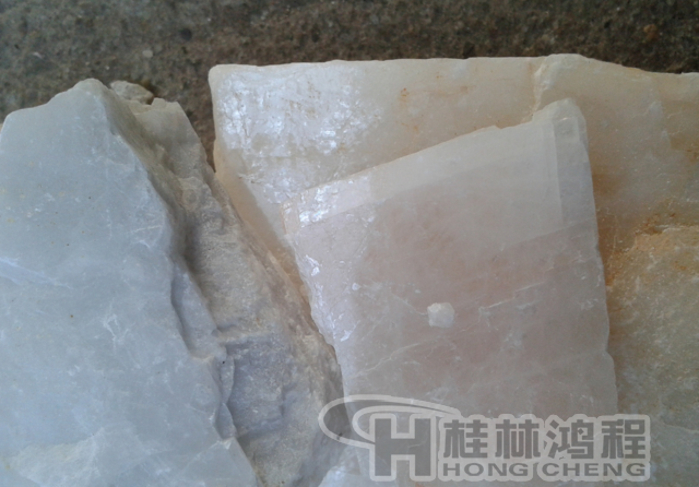 長石，長石粉，長石的用途