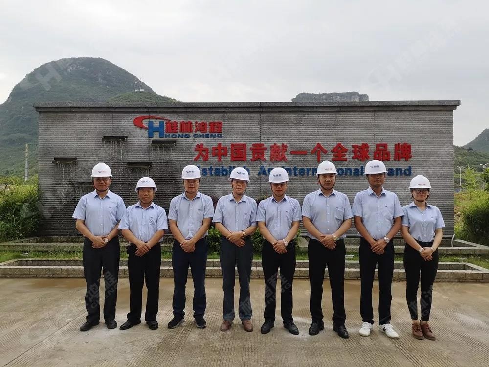 桂林鴻程機電設(shè)備有限公司廠區(qū)2#生產(chǎn)廠房開工大吉！